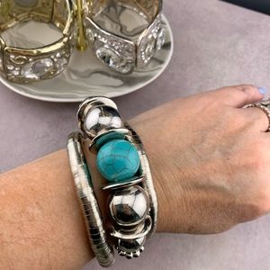 Stunning Snake Wrap Silver Tone Turquoise Style Bead Chunky Bracelet Bangle